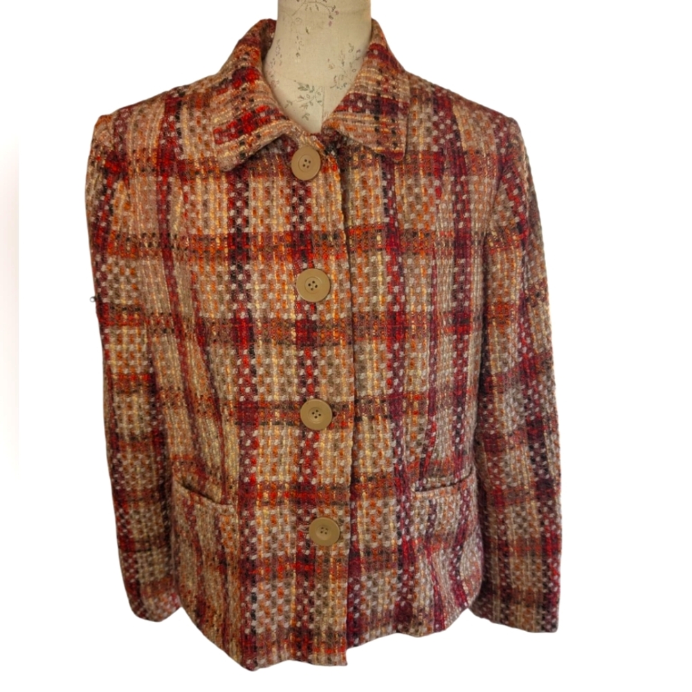 Chadwicks Multicolor Tweed Lined jacket With two pockets. Size 14